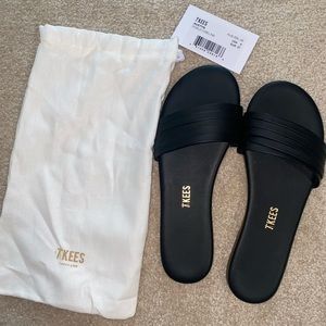 Tkees Austyn Sandals